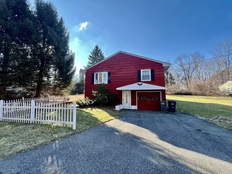 18 Moffette Street, Methuen, MA 01844