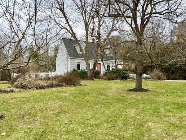 68 Deer Run Circle, Barre, MA 01005