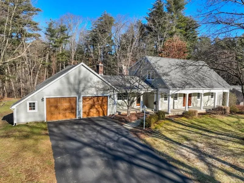 4 Conifer Dr, Wilbraham, MA 01095