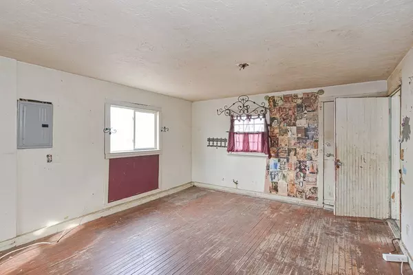 Brockton, MA 02302,16 Deanna Rd