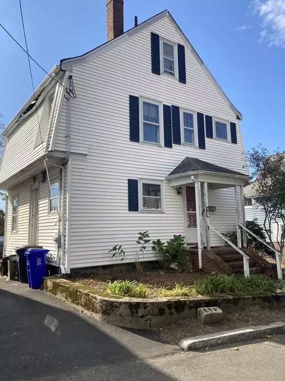 15 Desmond Rd, Malden, MA 02148