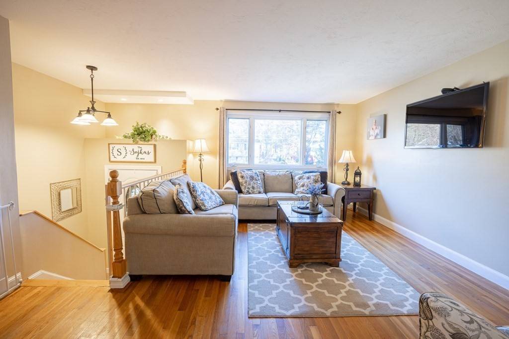 Norton, MA 02766,7 Haskell St