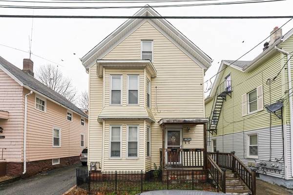 31 Wilson Ave, Woonsocket, RI 02895