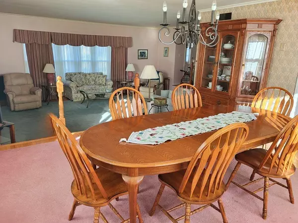 Brockton, MA 02301,52 Country Club Dr