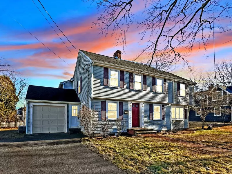 29 Douglas Rd, Needham, MA 02492