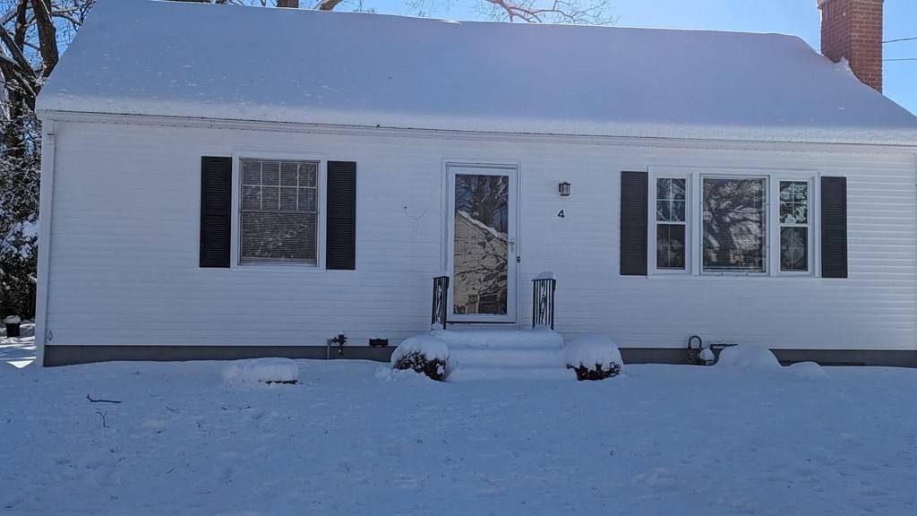 4 Crescent Hill, East Longmeadow, MA 01028