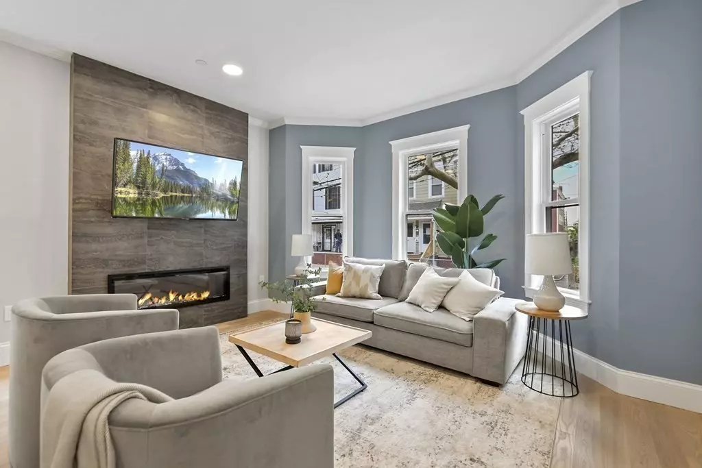 Cambridge, MA 02141,46 Plymouth St #2