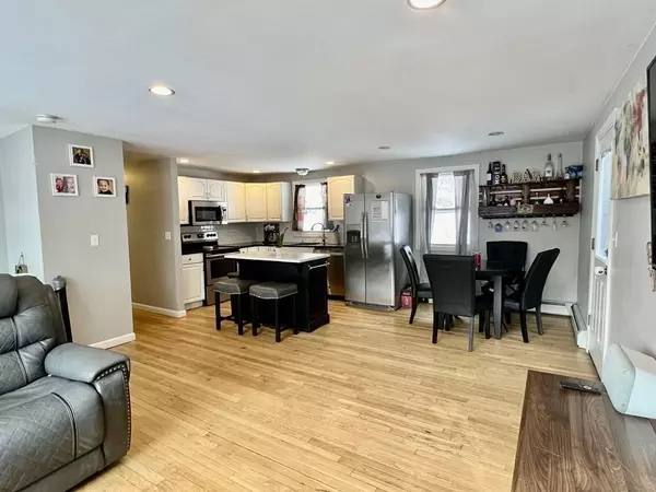 Windham, NH 03087,10 Gertrude Road