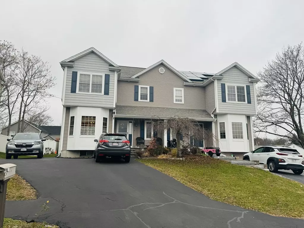 Milford, MA 01757,7 Maria Cir #7