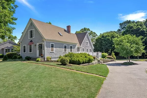 5 French St, Hingham, MA 02043