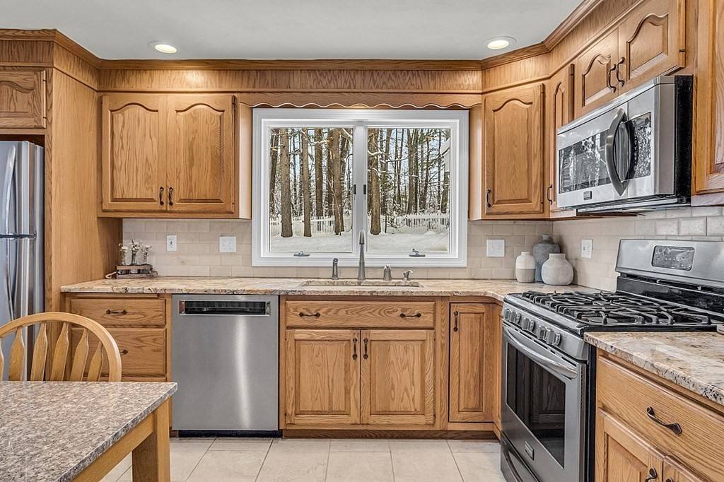 Chelmsford, MA 01824,25 Ansie Road