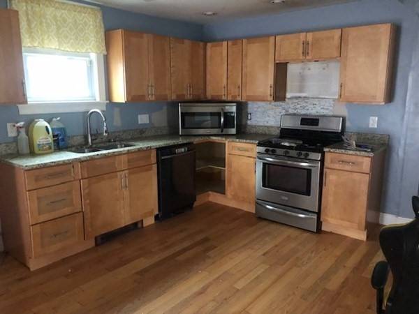 Haverhill, MA 01835,14 Pond St