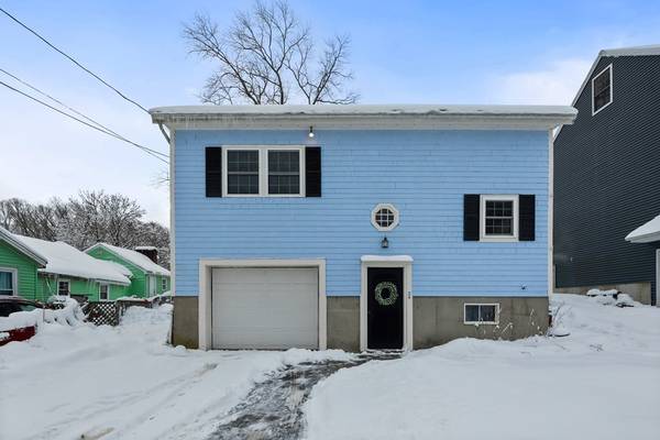 9 Fuller Rd, Billerica, MA 01821