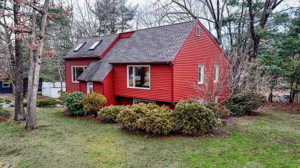 22 Spruce Road, Westford, MA 01886