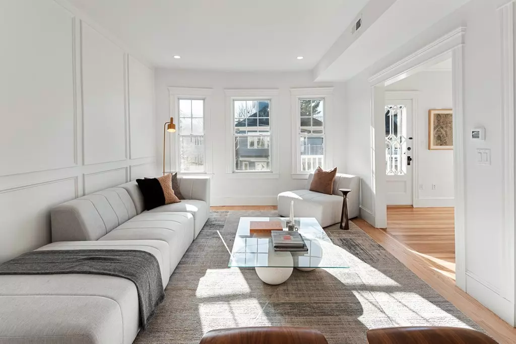 Cambridge, MA 01238,31 Copley Street #B