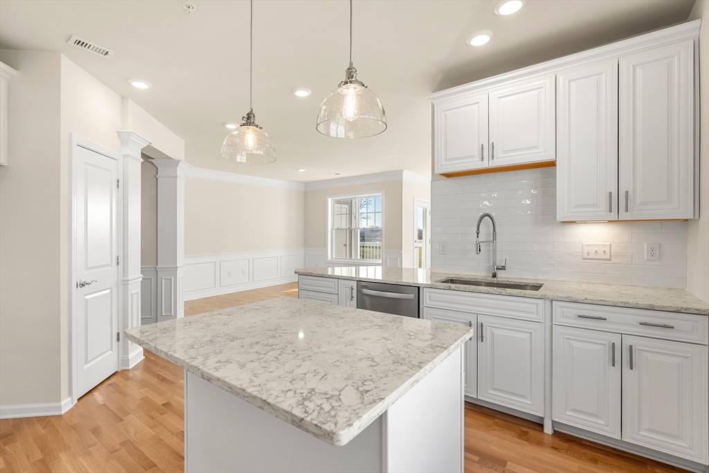 Westborough, MA 01581,4 Peters Farm Way #312