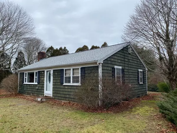 Falmouth, MA 02536,88 Parsons Ln