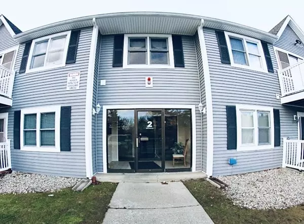 Taunton, MA 02780,450 Somerset Ave #202