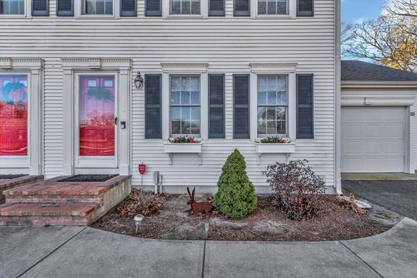 Yarmouth, MA 02673,33 Higgins Crowell Rd #33