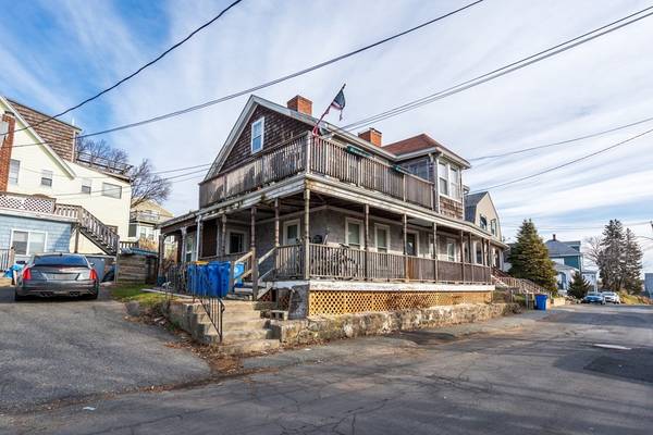 35 Siren St, Winthrop, MA 02152