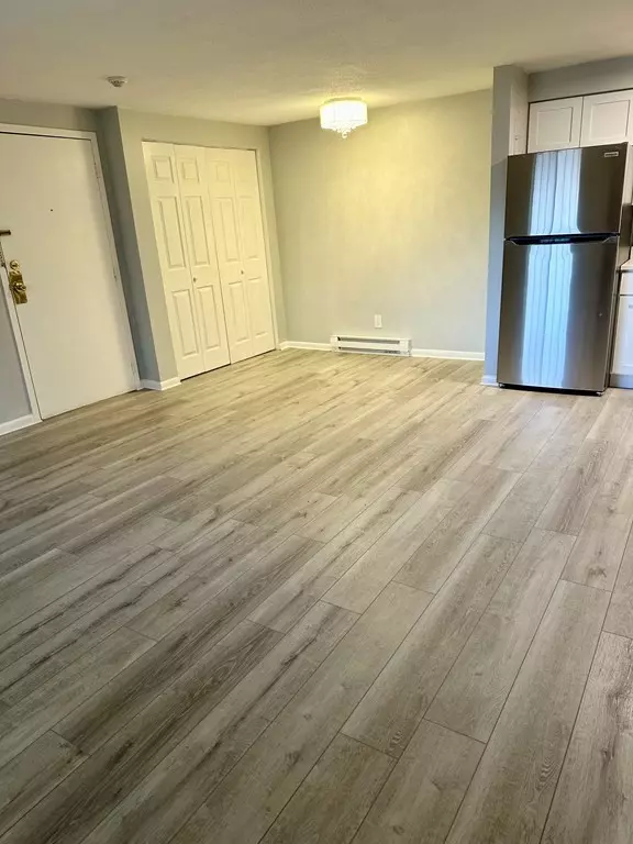 Randolph, MA 02368,1001 North Main #2