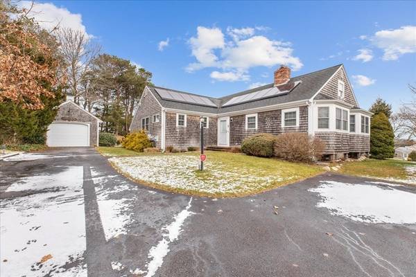 Bourne, MA 02562,64 Siasconset