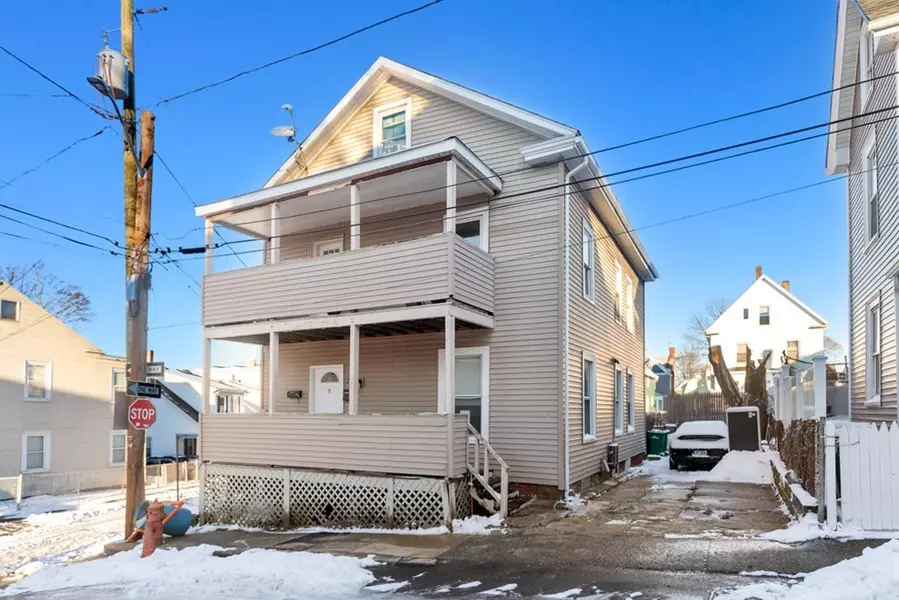 35 Fearless Ave, Lynn, MA 01902