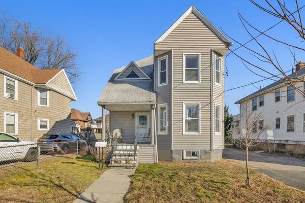 72 Freeman St, Quincy, MA 02170