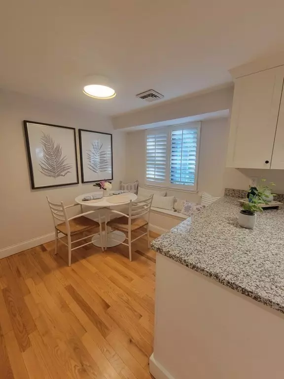 Falmouth, MA 02540,31 Woodrise #31