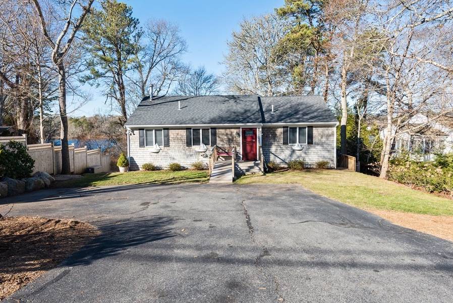 82 Lake Dr, Bourne, MA 02559