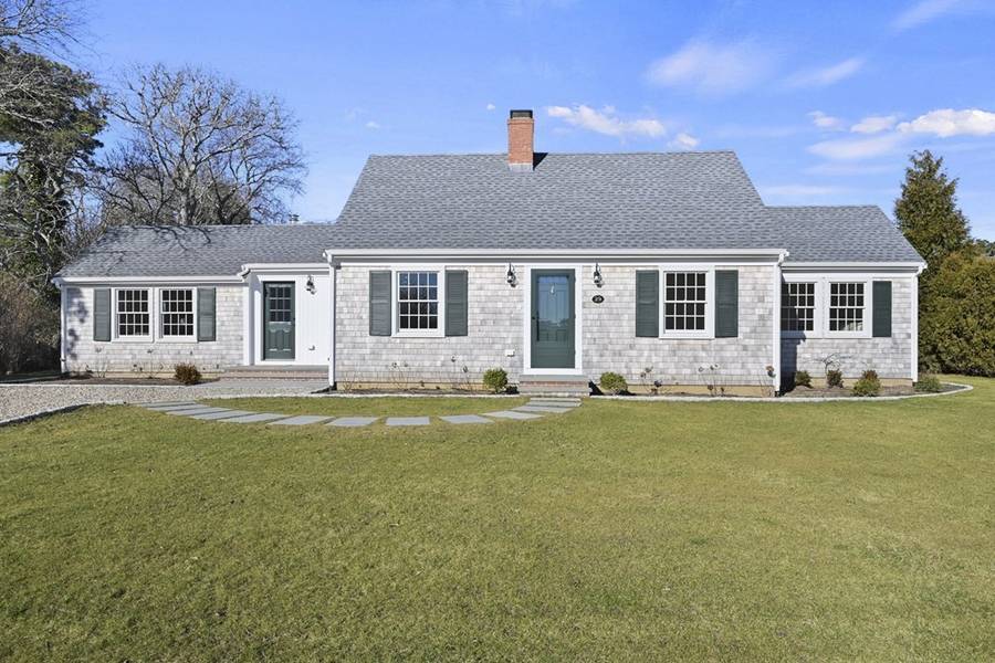 29 Mercier Way, Edgartown, MA 02539