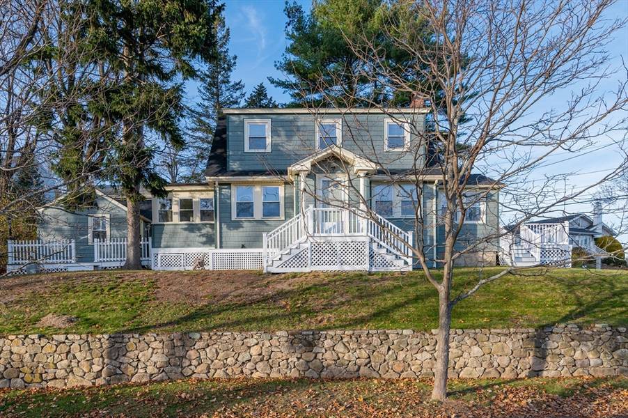 3 Simmons Rd, Hingham, MA 02043