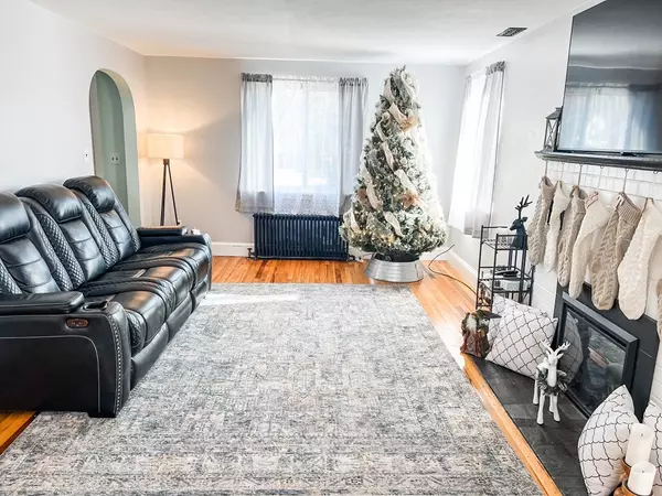 Agawam, MA 01001,118 Reed St