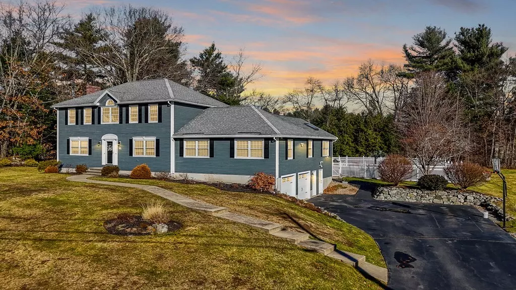 74 Tellier Way, Dracut, MA 01826