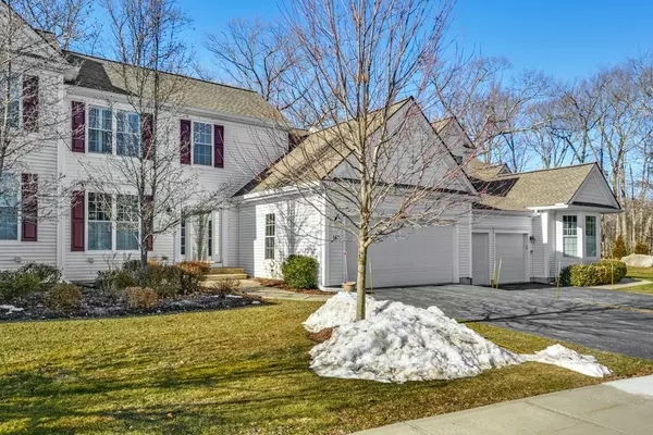 143 Clubhouse Ln #143, Northbridge, MA 01534