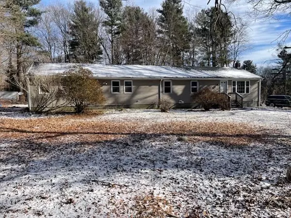 506 Durfee Hill Rd, Glocester, RI 02814