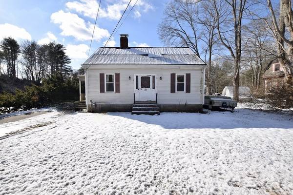 148 Wareham Street, Middleboro, MA 02346