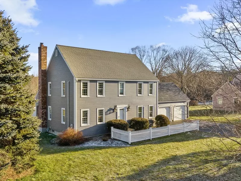 4 Lottie Drive, Grafton, MA 01519