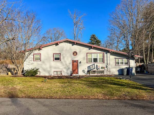 41 Gorwin Dr, Medway, MA 02053