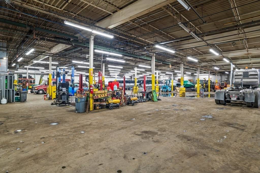 Ware, MA 01082,55 East St