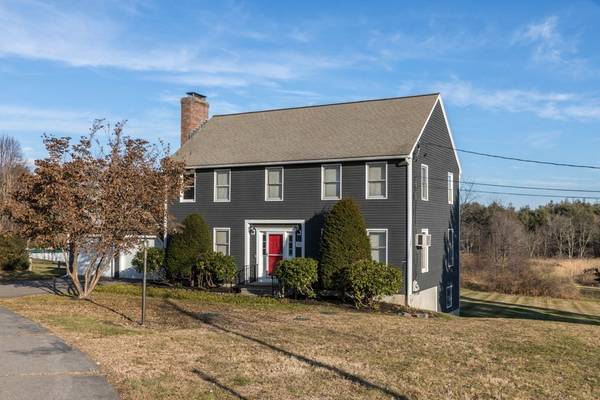 75 Heywood Road, Sterling, MA 01564