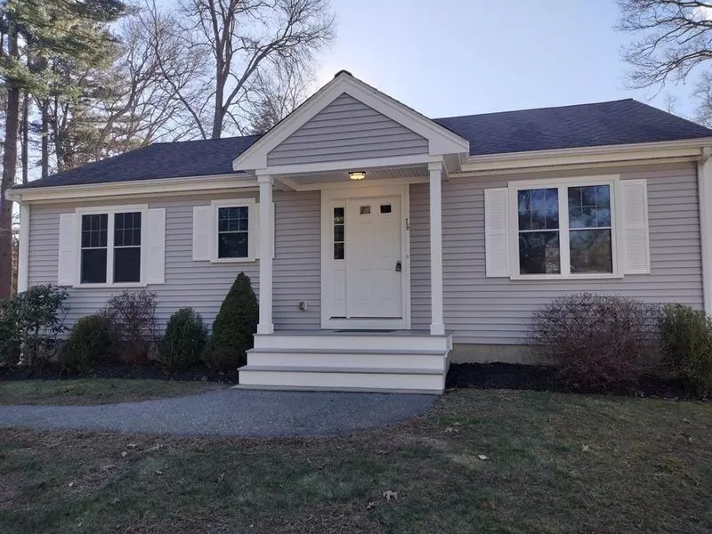 16 Annawon Dr, Halifax, MA 02338