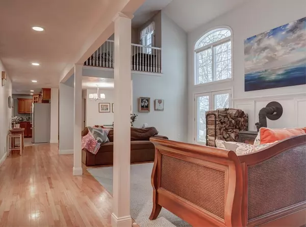 Amherst, MA 01002,49 Owen Dr