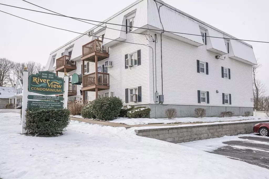 Fall River, MA 02720,3700 N Main St #1