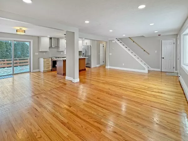 Worcester, MA 01605,158 Chester St