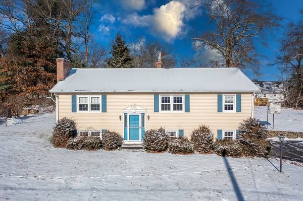 7 Delaney, Dudley, MA 01571