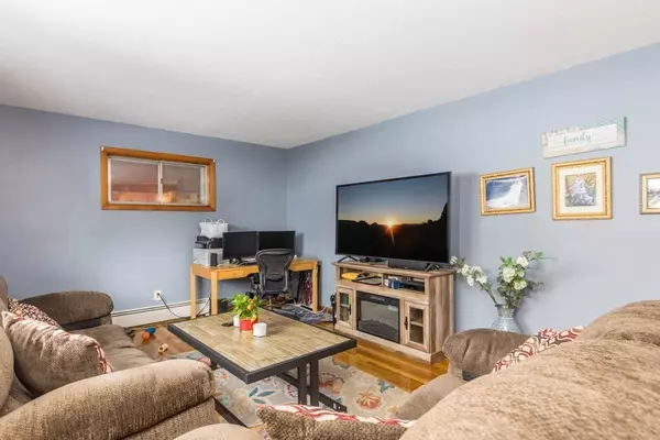 Paxton, MA 01612,274 Pleasant Street