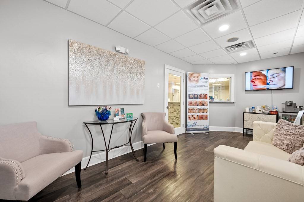 176 East Main Street #4, Westborough, MA 01581
