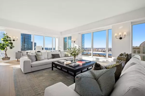 400 Stuart Street #PH2, Boston, MA 02116