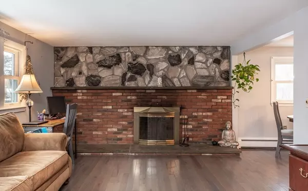 Bridgewater, MA 02324,323 Flagg St